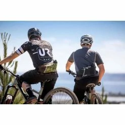 Cheapest 🥰 Bike Water Bottles & Cages CamelBak Podium Flow 21oz Belt ✔️ -CamelBak Sales Shop unnamed file 115